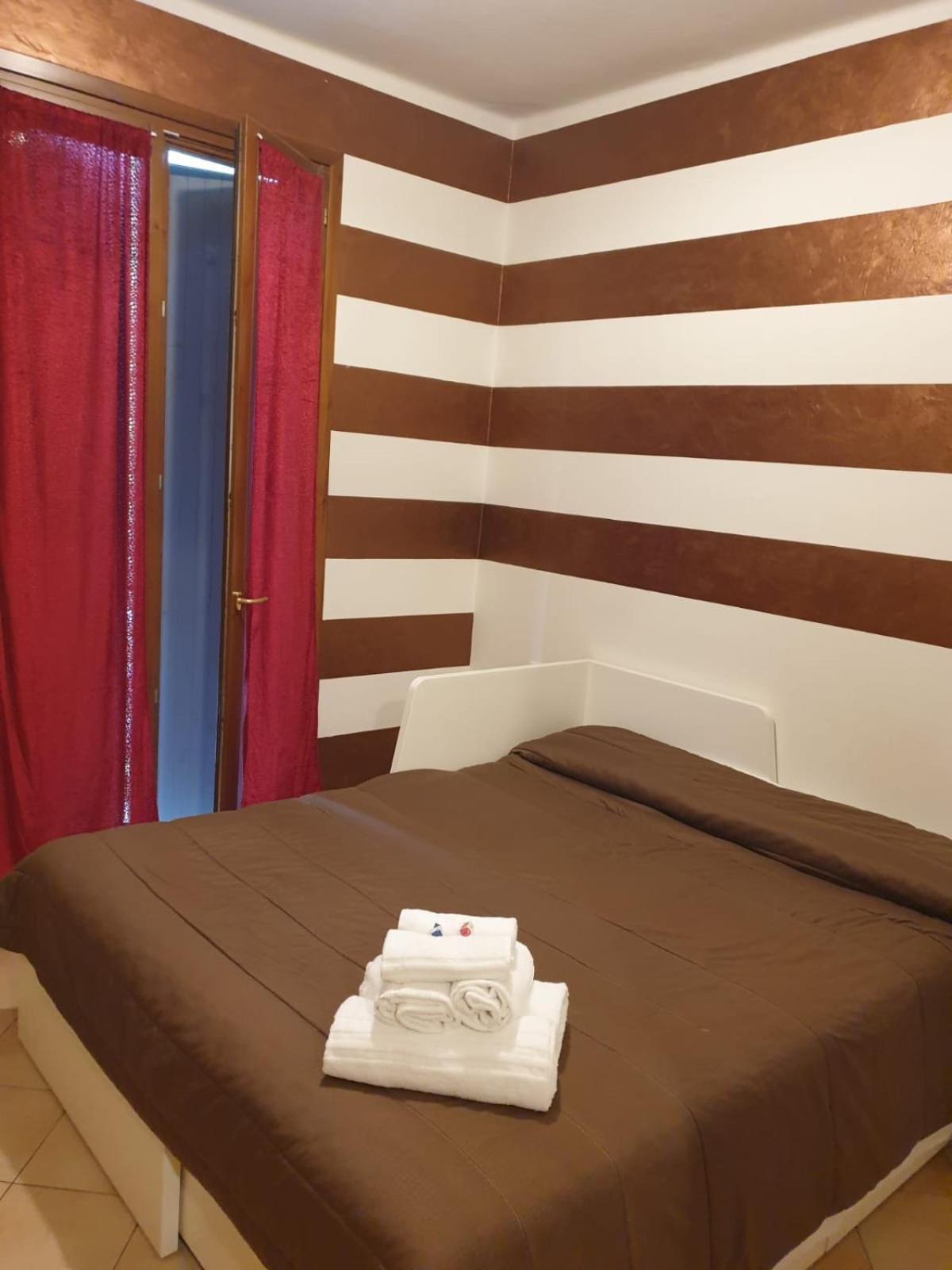 Salotto "900Strati" Hotel Бергамо Екстериор снимка