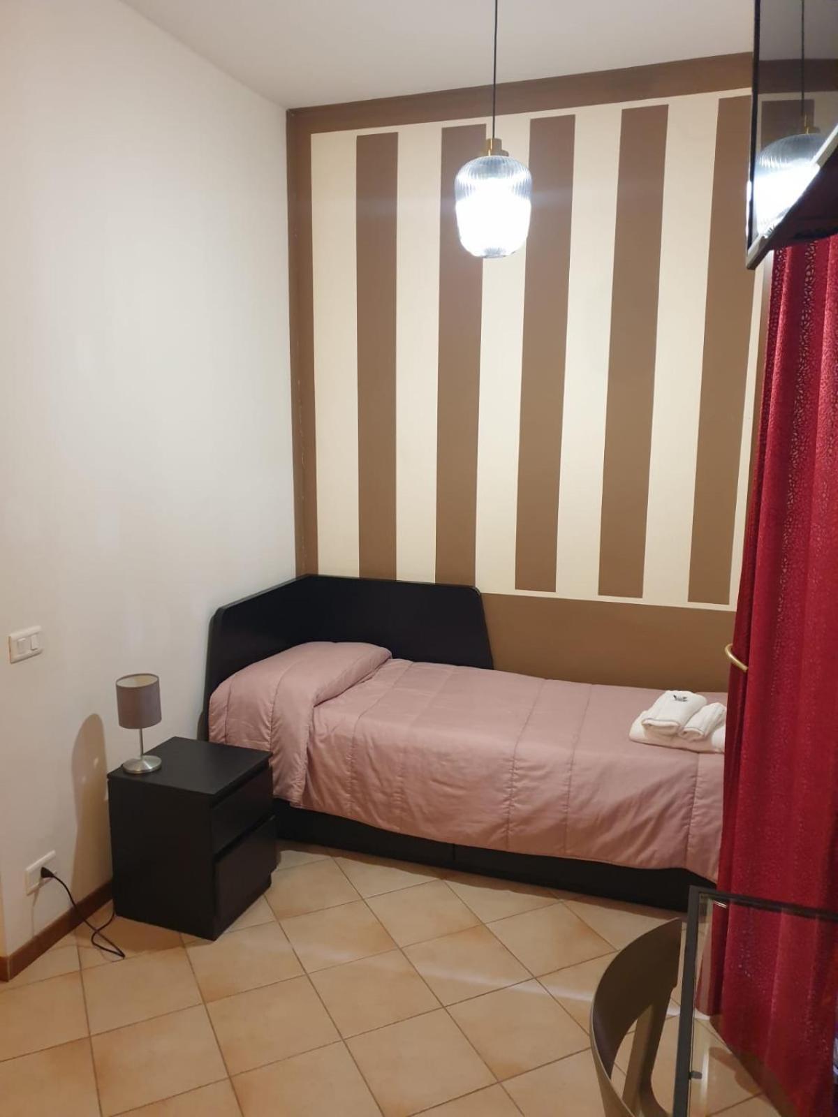 Salotto "900Strati" Hotel Бергамо Екстериор снимка